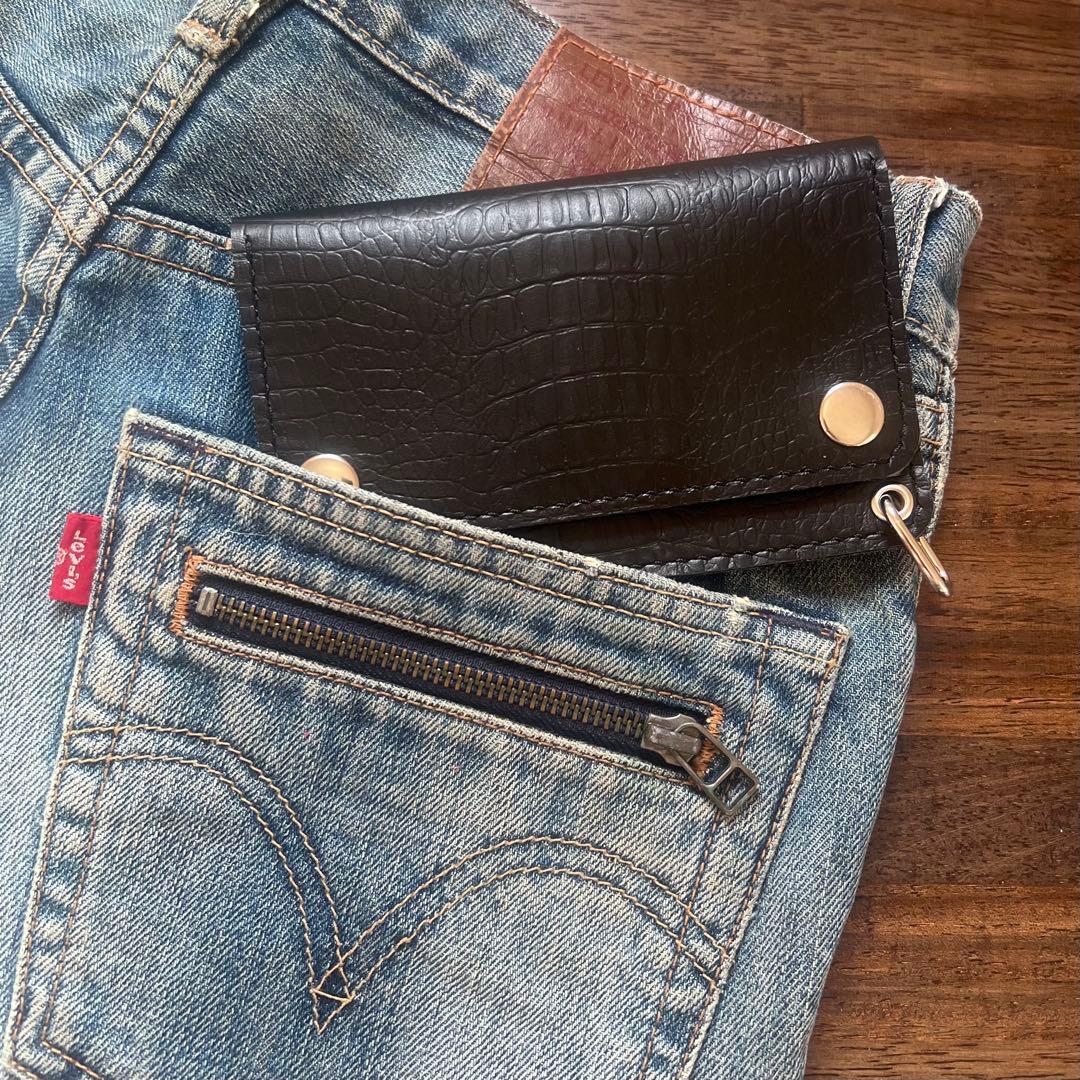 姫路レザー トラッカーウォレット ミドル 黒 クロコ型押し 紙幣折らず