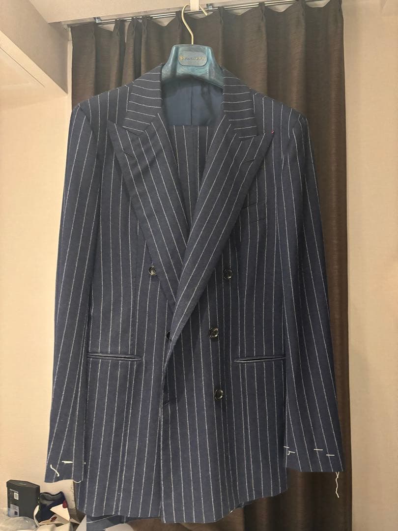 ダルクオーレ　50 ダブルスーツ DALCUORE ダルクオーレ】技巧ナポリ仕立て 秋冬向け 定番ストライプ柄