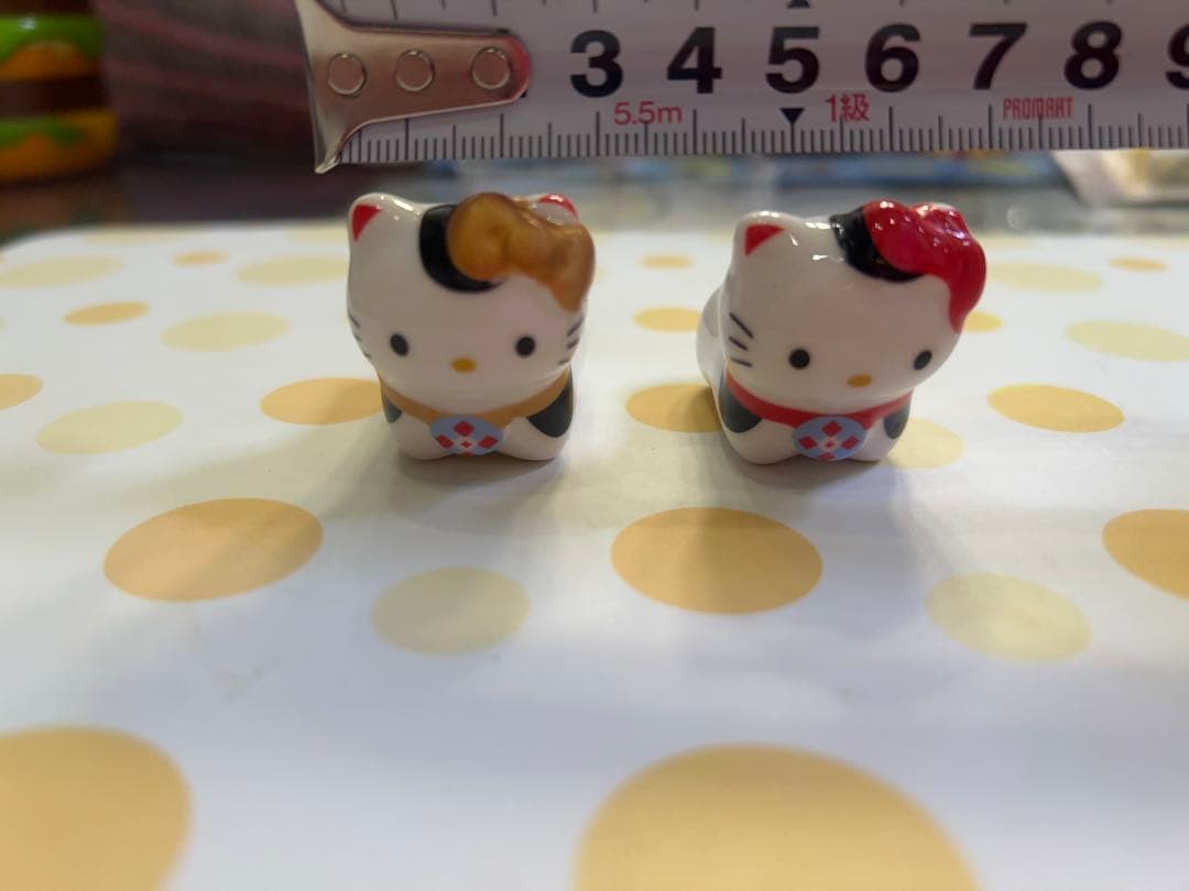ハローキティ 箸置き 2個セット 陶器製 サンリオ レトロ - メルカリ