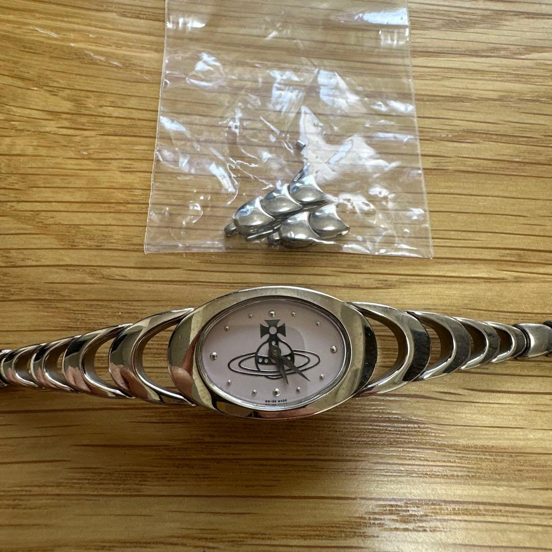 【動作確認済み】ヴィヴィアンウエストウッド　アーマー　ウォッチ　腕時計 Vivienne Westwood（ヴィヴィアンウエストウッド） 腕時計 「Vivienne