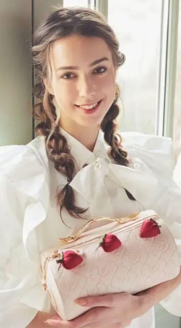 Maison de FLEUR＊モノグラムロールケーキショルダーバッグ - メルカリ