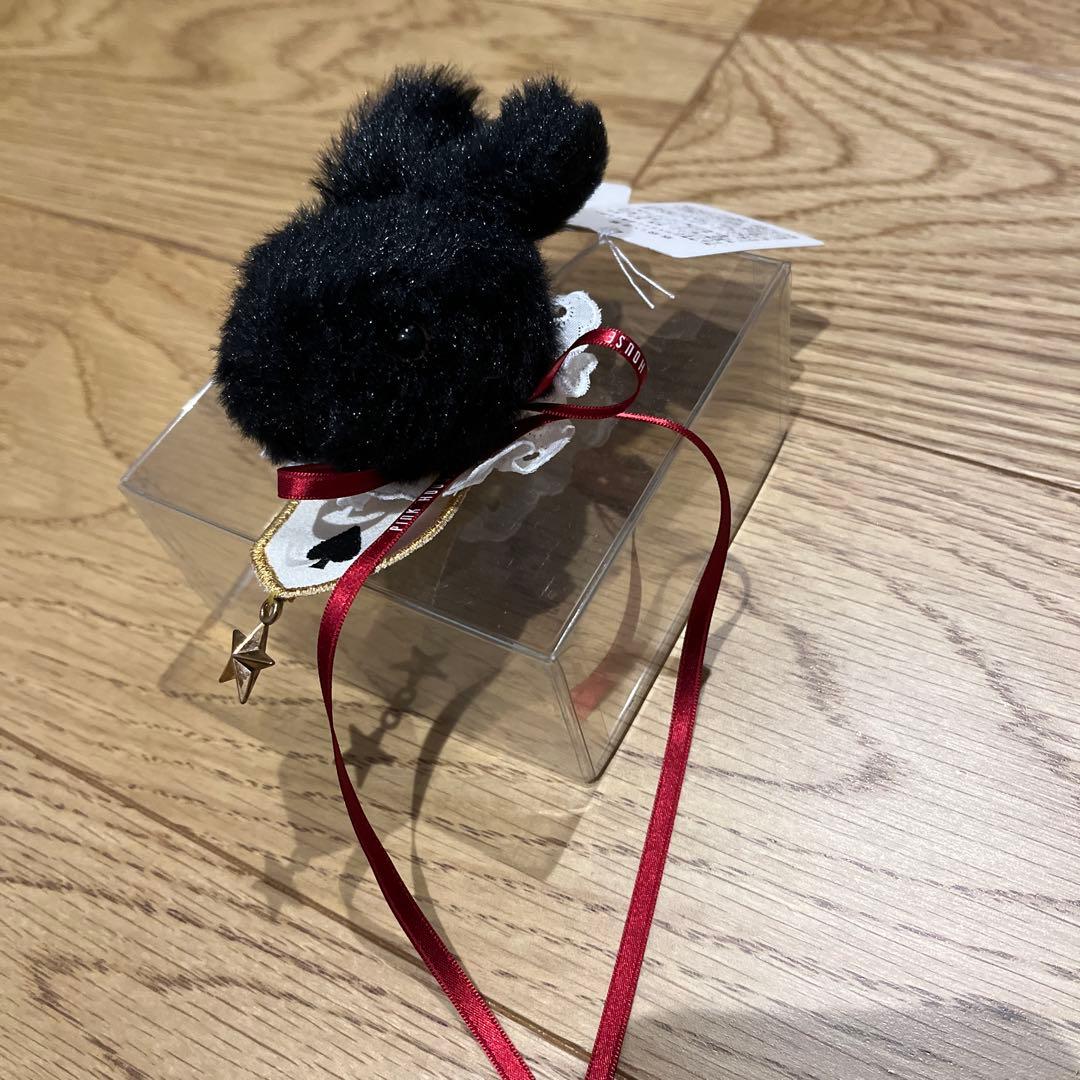 新品未使用タグ付き】ピンクハウス トランプうさぎコサージュ - メルカリ