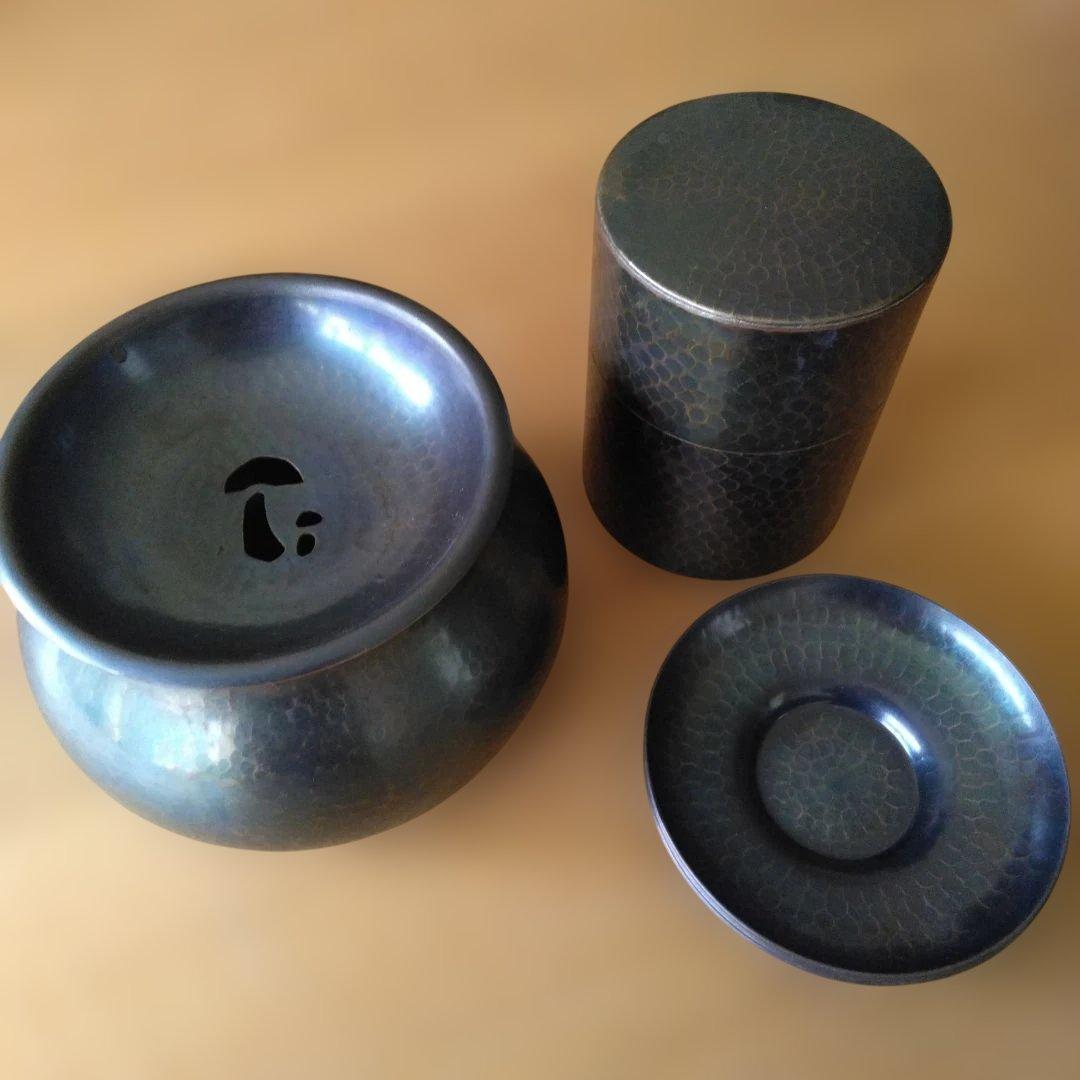 玉川堂　 銅製品　打ち出し　　 茶たく5枚　茶こぼし　茶筒 玉川堂 亀甲文 鎚起銅製茶器揃(茶筒 建水 茶托) | 骨董品買取・和楽器