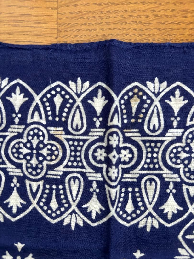 60s ヴィンテージバンダナ アイアンクロス ネイビー - メルカリ