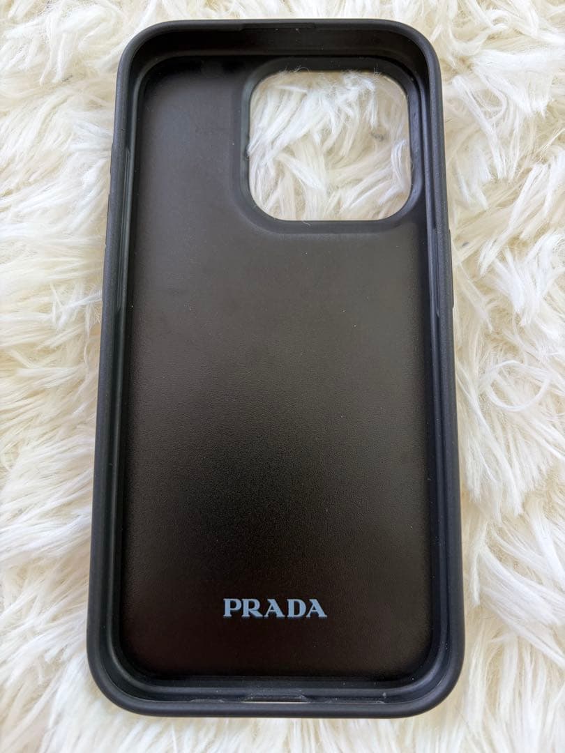 PRADA ブラック iPhone15Pro用ケース