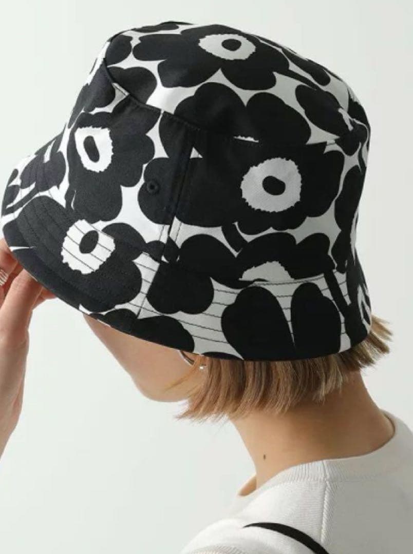 マリメッコバケットハット marimekko ブラック 黒 ヘルシンキ - メルカリ