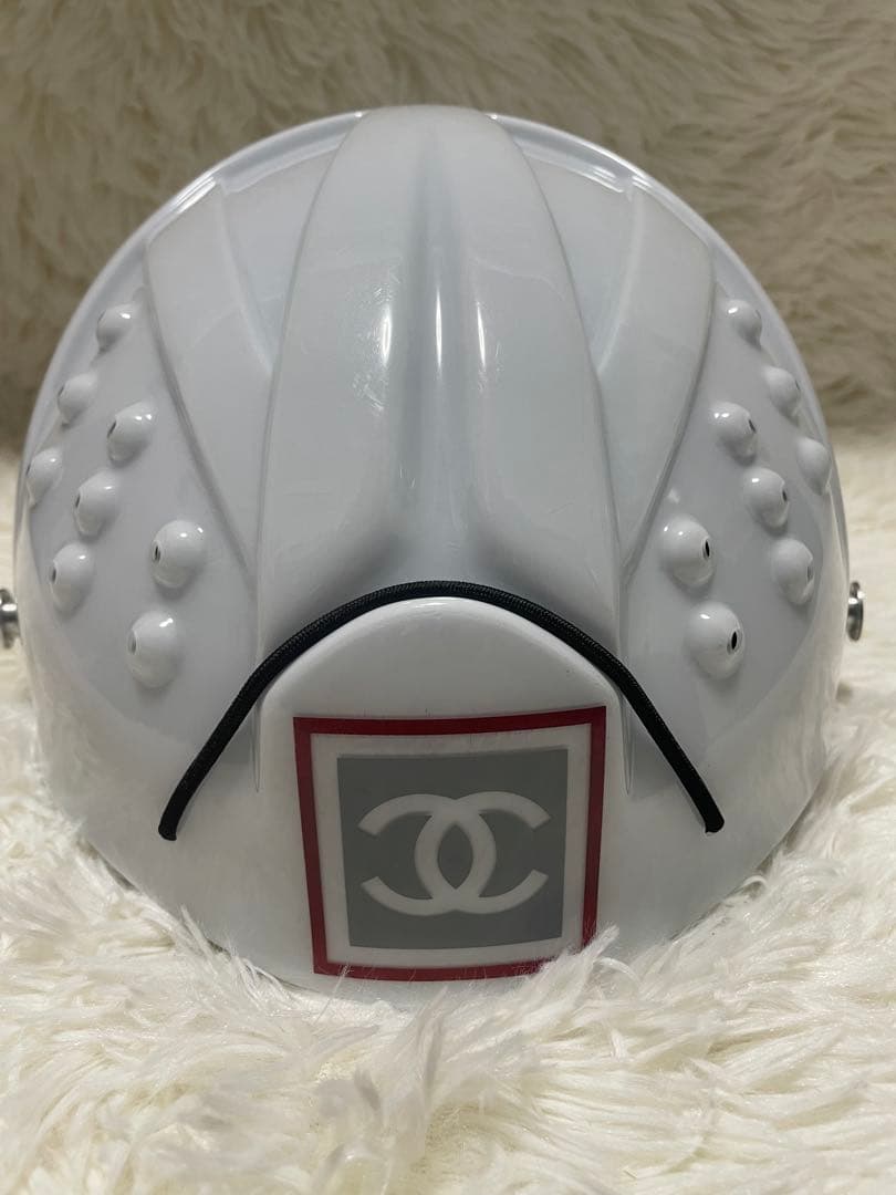 希少 CHANEL シャネル ヘルメット IDENTIFICATION 白 - メルカリ
