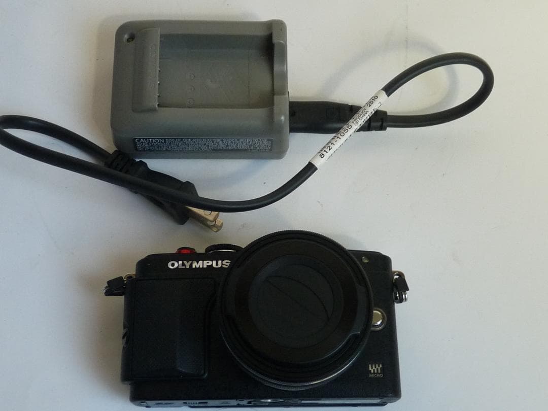 OLYMPUS E-PL6 Zuico14-42mm ミラーレス 手振れ補正不可 OLYMPUS E-PL6 Zuico14-42mm ミラーレス 手振れ補正不可 - メルカリ