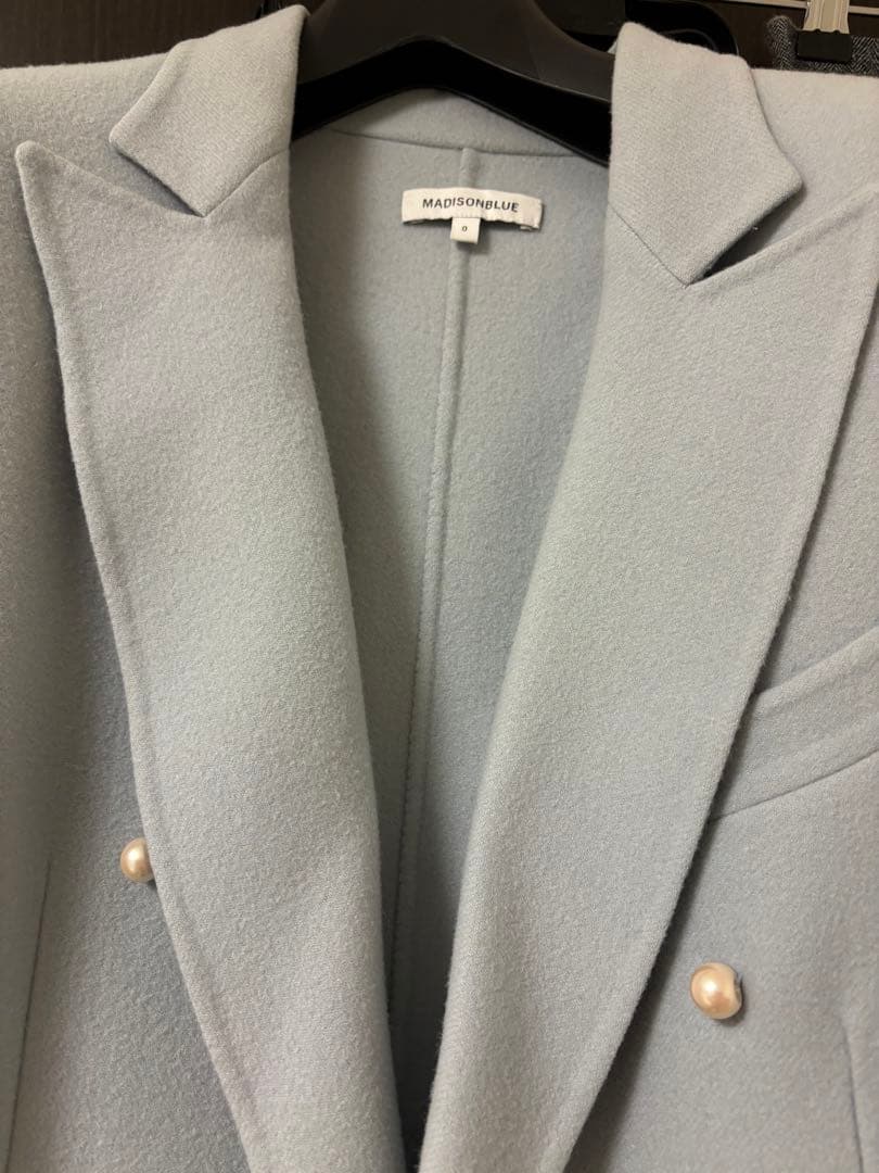 マディソンブルー パールチェスターコート - メルカリ