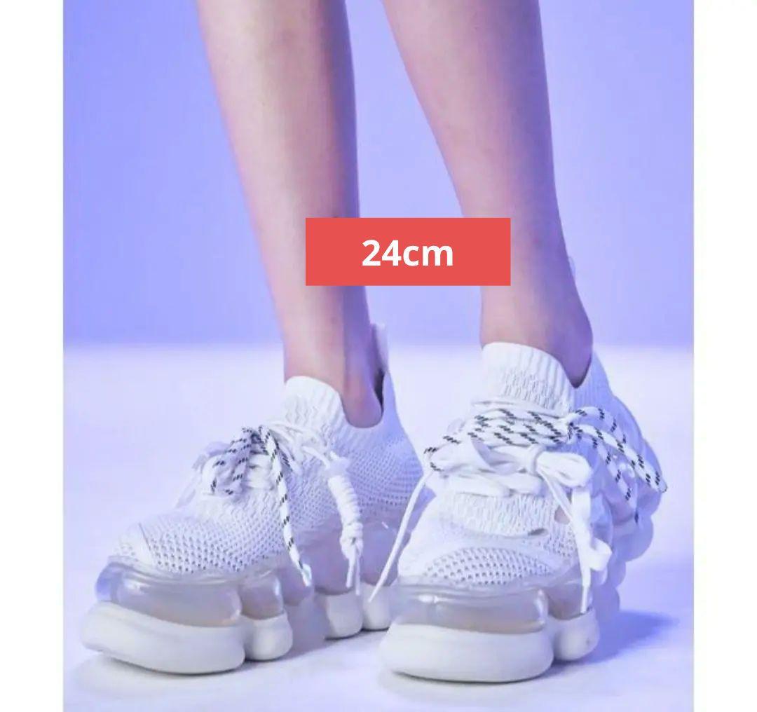 新品未使用】保存袋付、groundsスニーカー - メルカリ