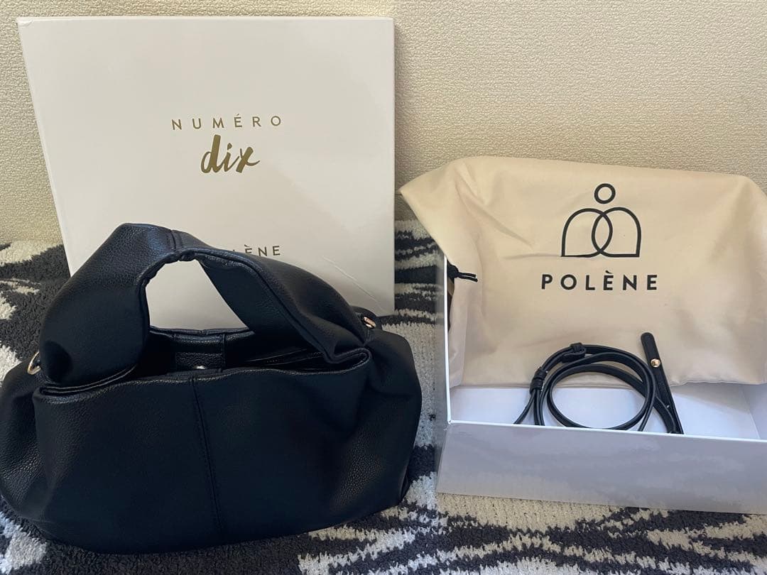 POLÈNE NUMERO dix ブラック ショルダーバッグ