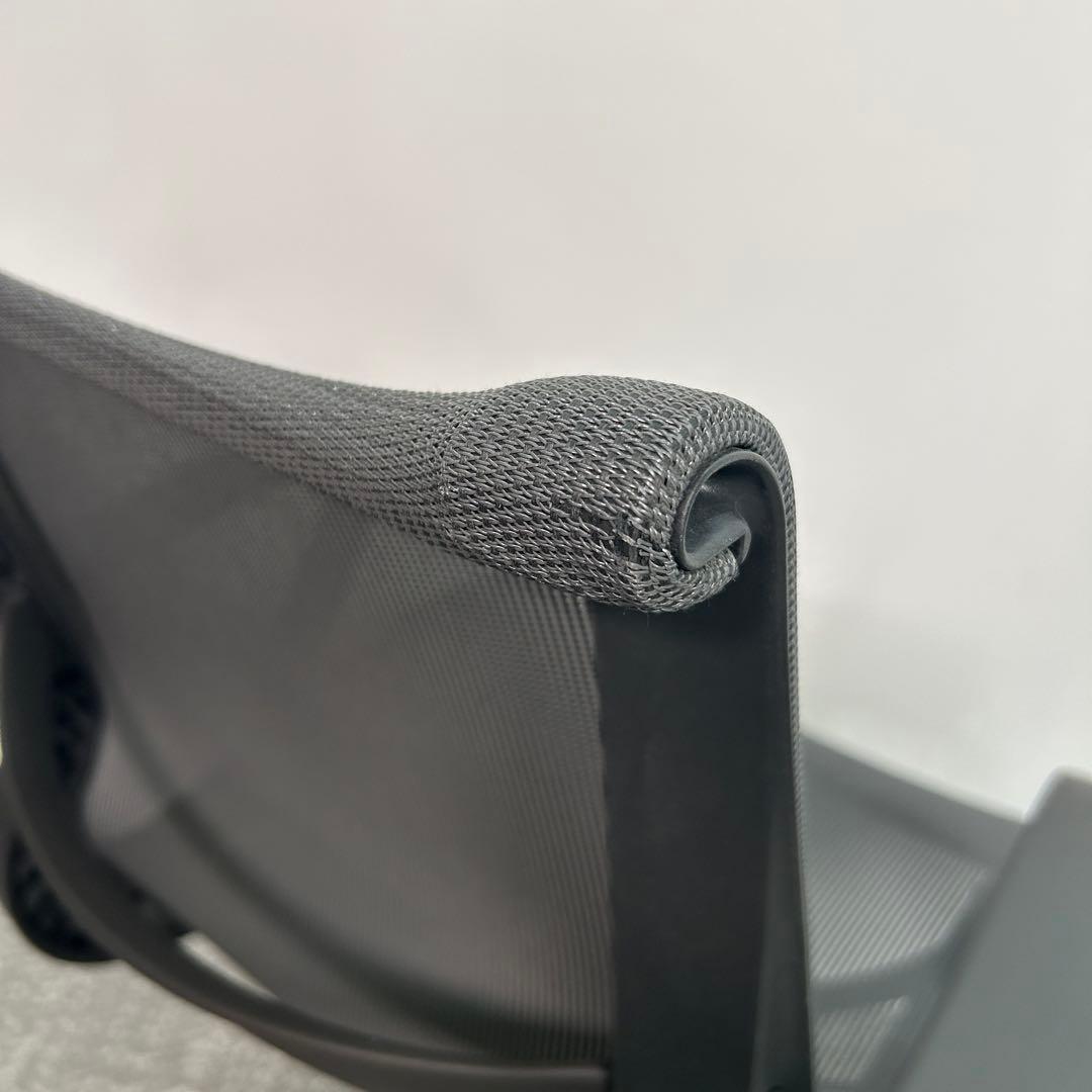 keni　Herman Miller.セトゥーチェア グレー系 メッシュ