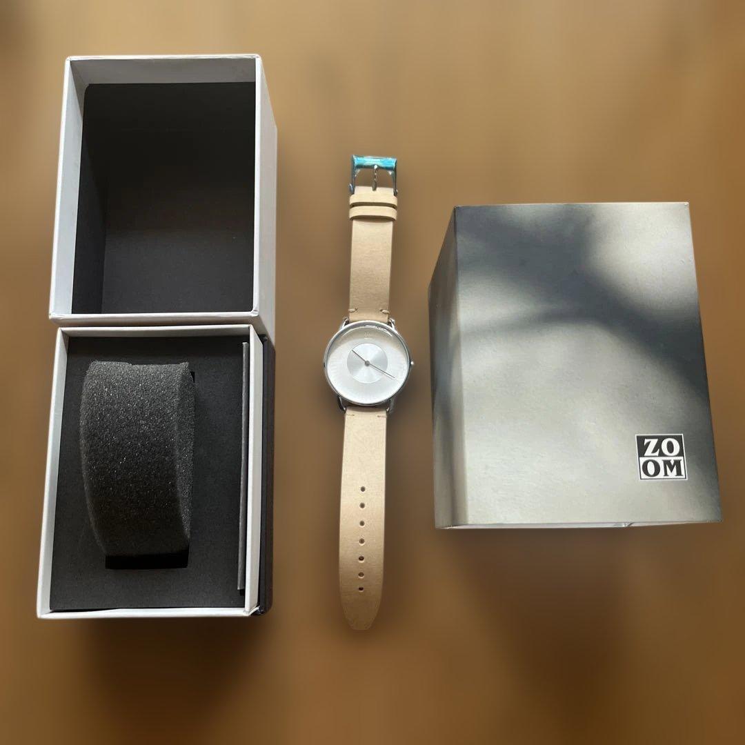 ZOOM シルバー ベージュ 腕時計 - メルカリ