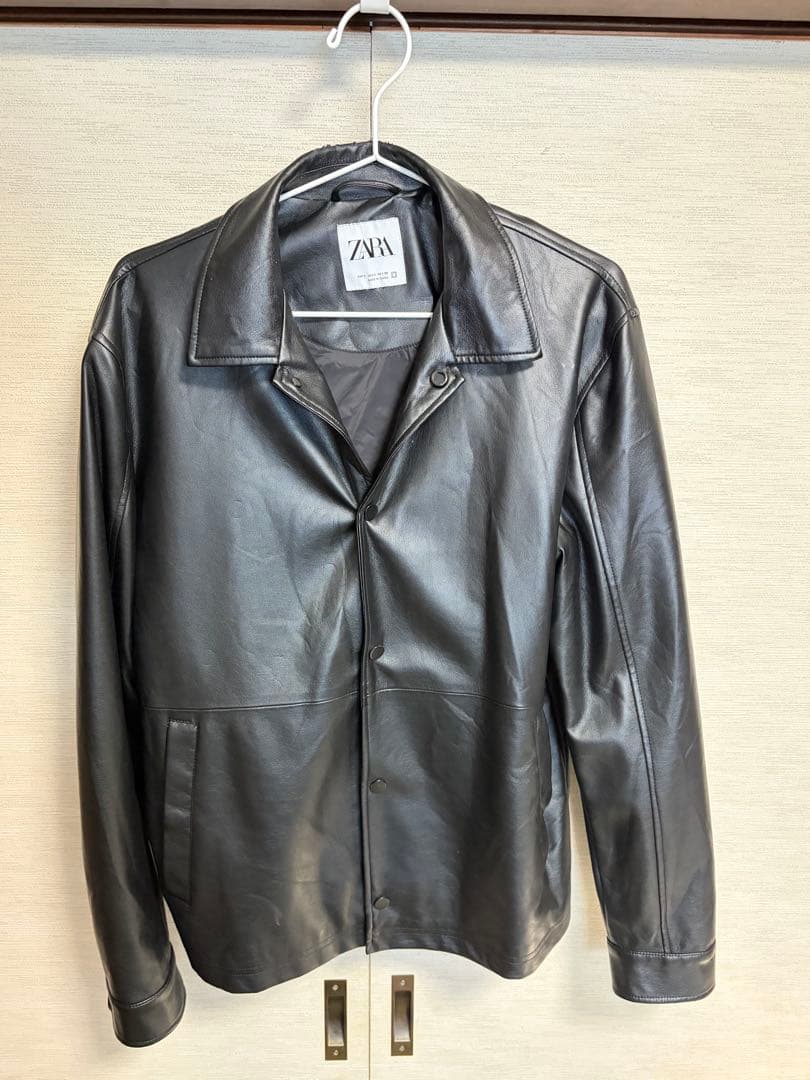 ZARA 黒レザーシングルライダースジャケット - メルカリ