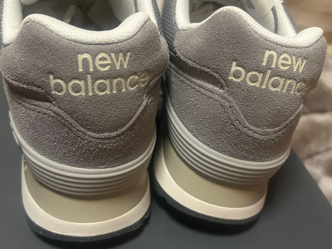 新品 未使用 ニューバランス 574 グレー 23.5cm 箱あり