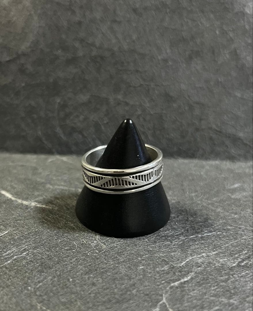 25号 ブルースモーガン Bruce Morgan ナバホ シルバーリング - メルカリ