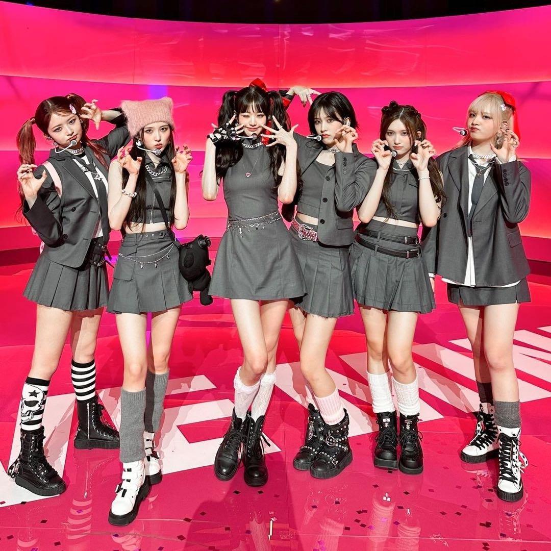 IVE レイちゃん 衣装 - メルカリ