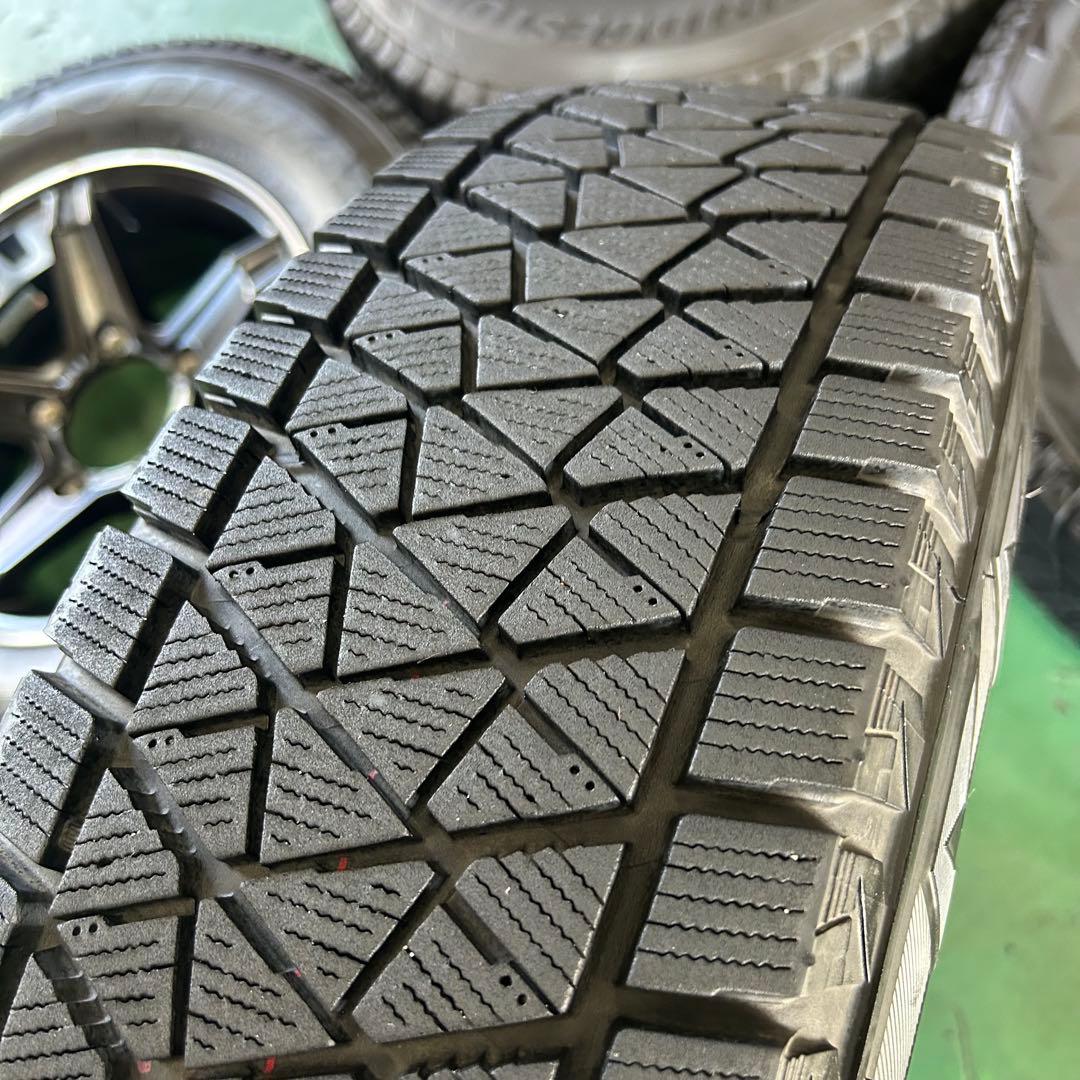 中古スタッドレス195/80R15ブリヂストン ジムニーシエラ、ノマド専用 4