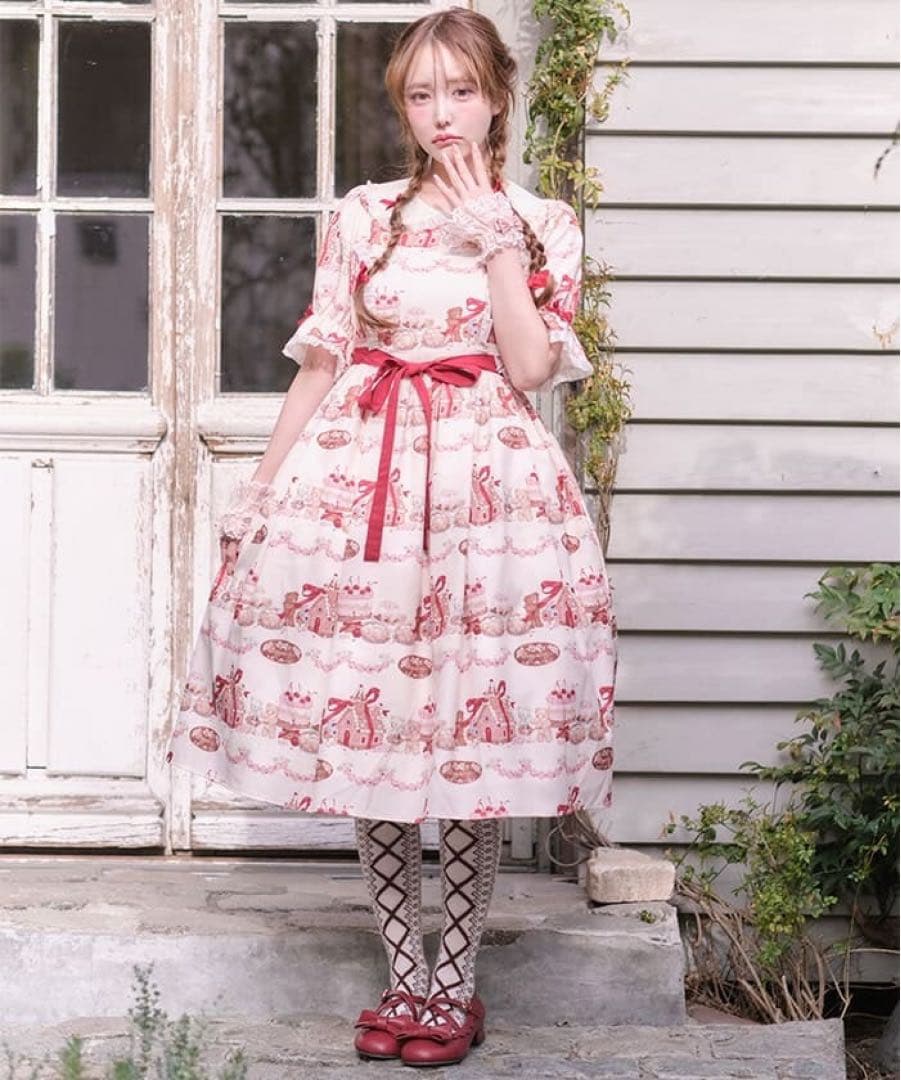 axes femme kawaii お菓子の家柄ワンピース Chalmiere - メルカリ