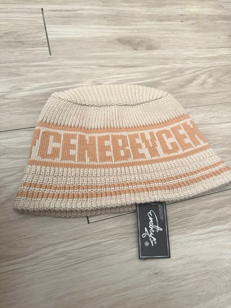 クラッシャーハット2nd - メルカリ