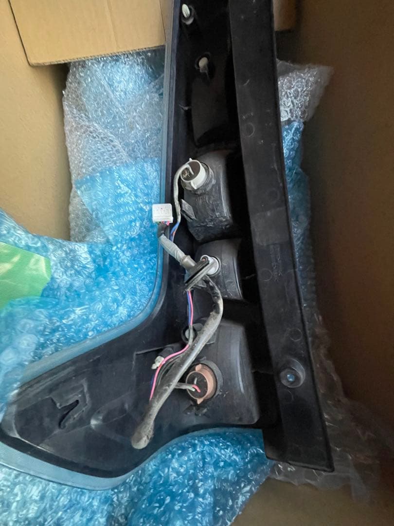 送料込！日産デイズ　B21W ライダー前期テールレンズ　左右セット