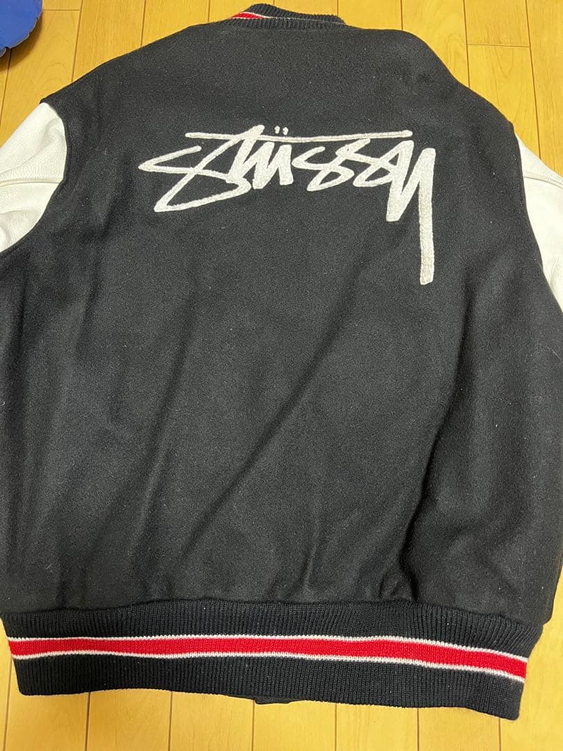 ステューシーstussyスタジャン1000枚限定シリアルナンバー入り古着