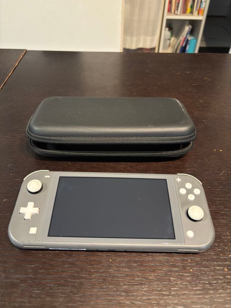 Nintendo Switch Lite グレー 専用ケース付き Amazon.com: Nintendo Switch Lite - Gray : Electronics