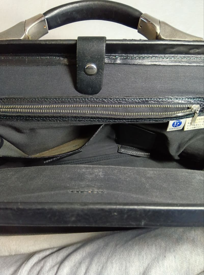 希少】POTER ダレスバッグ ヴィンテージ シボレザー ブラック - メルカリ