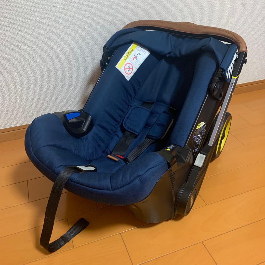 doona ベビーカー ネイビー　チャイルドシート　付属品付