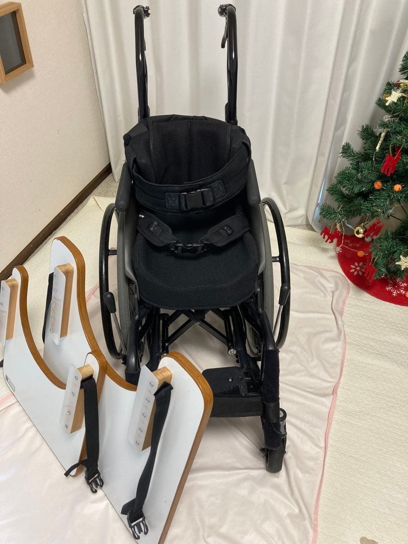 ミキ　フォース　子供用車椅子　22インチ AFS-22｜車いすと介護用品の製造、販売 株式会社MiKi ミキ