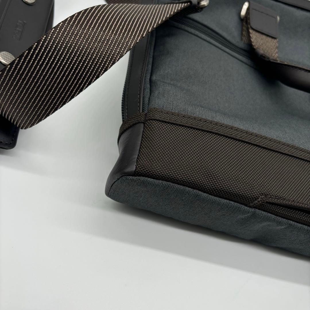新品同様✨TUMI アンドリュース スリム ブリーフケース 222390AT2