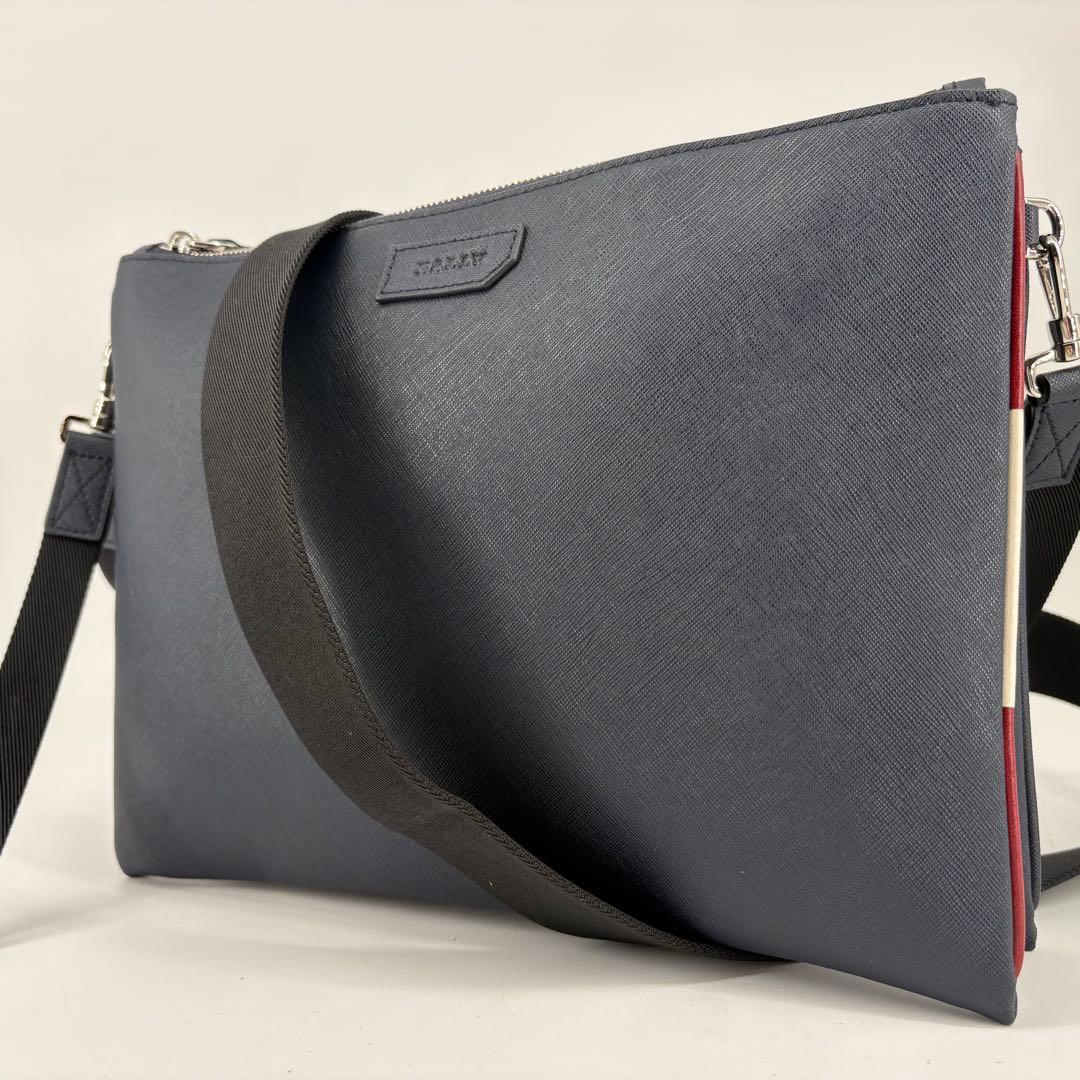 【極美品】BALLY ショルダーバッグ Bally（バリー） ショルダーバッグ MECOY メコイ メンズ レザー バリー