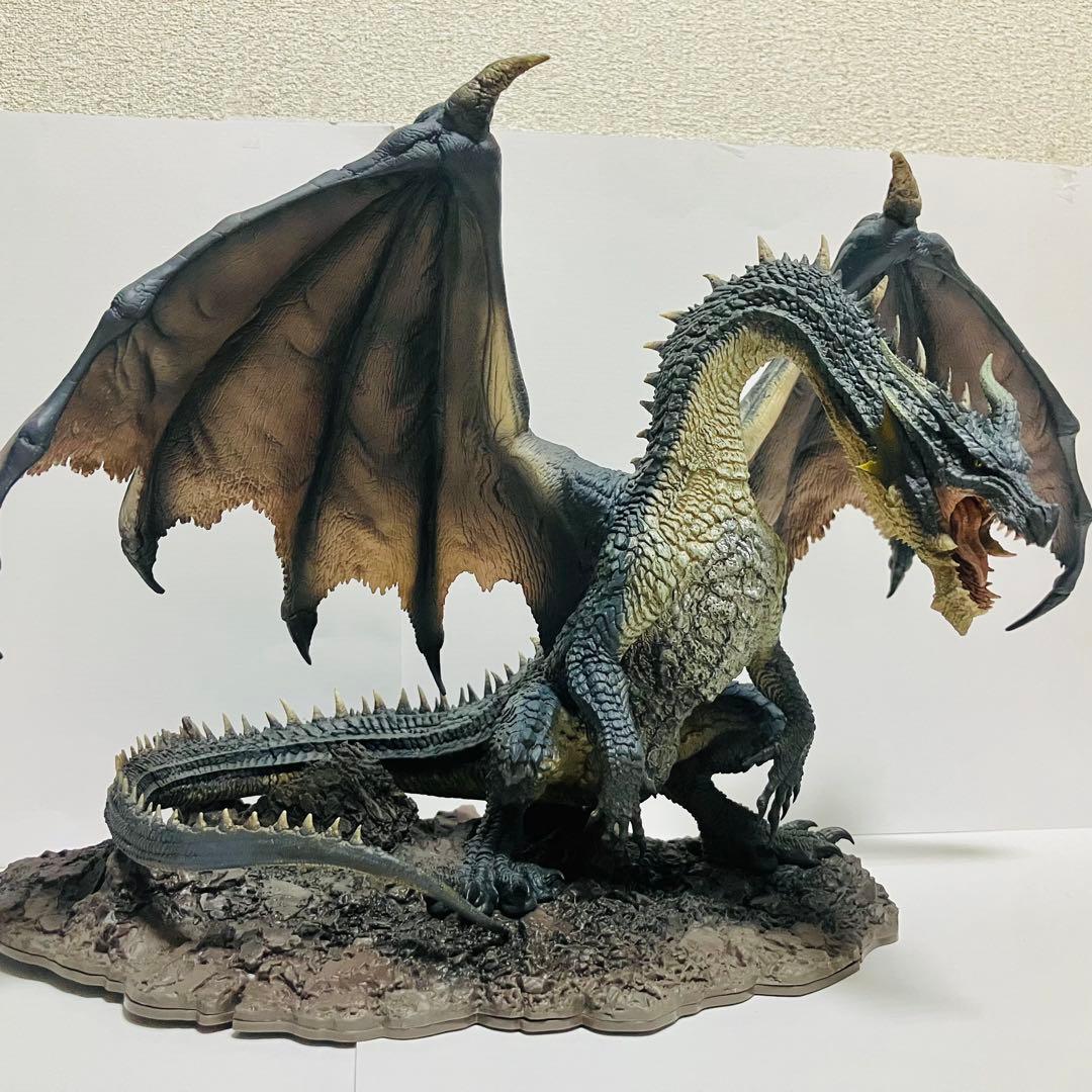 極美品】黒龍ミラボレアス CFB クリエイターズモデル フィギュア