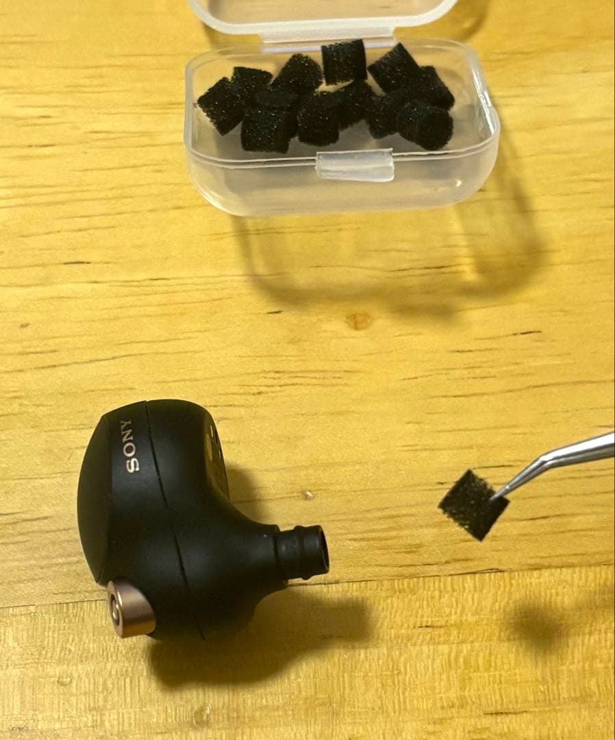 最強 【バッテリー新品】SONY WF-1000XM4 シリコンケース付き 最強