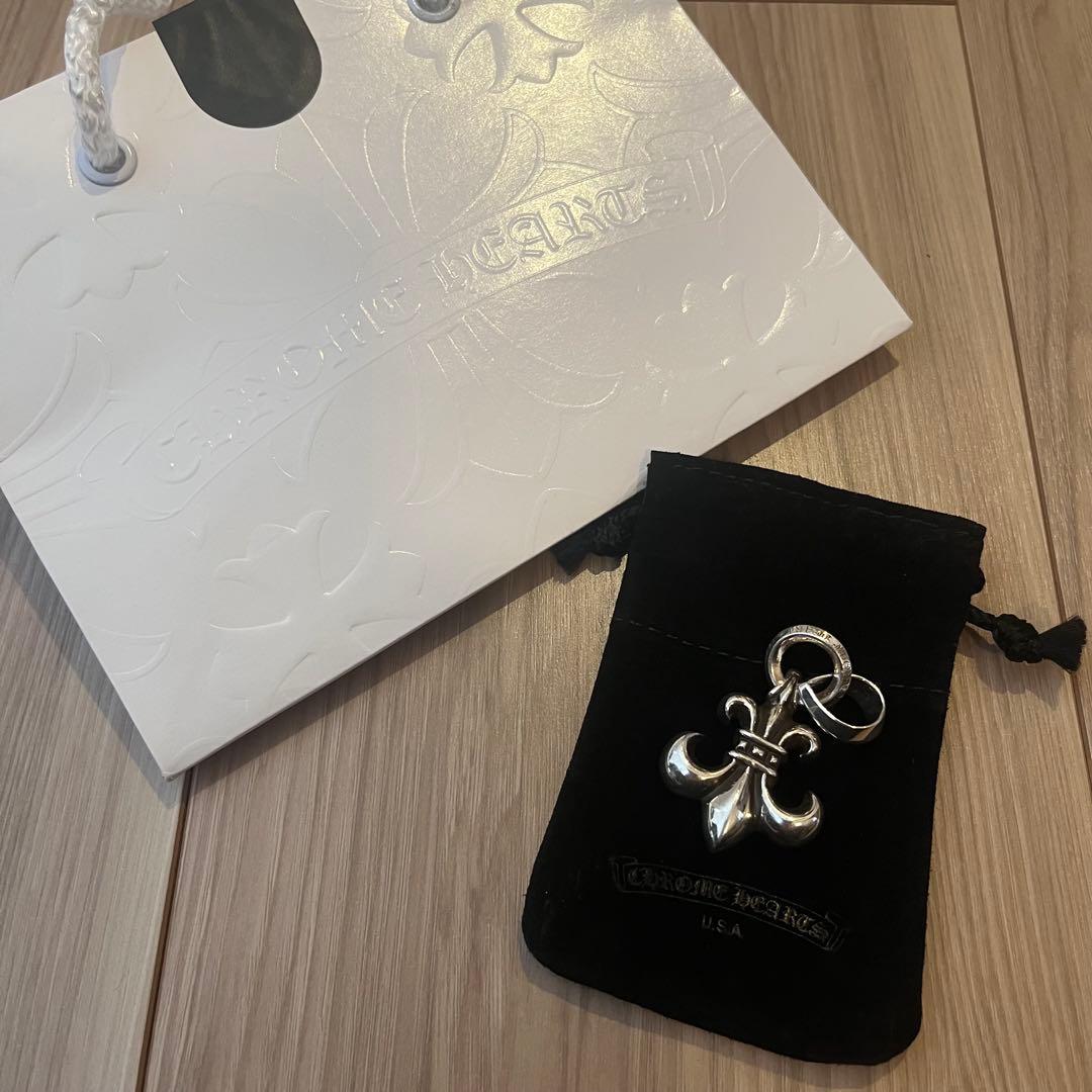 新品CHROME HEARTS BS FLEUR W/BALE ペンダントトップ - メルカリ