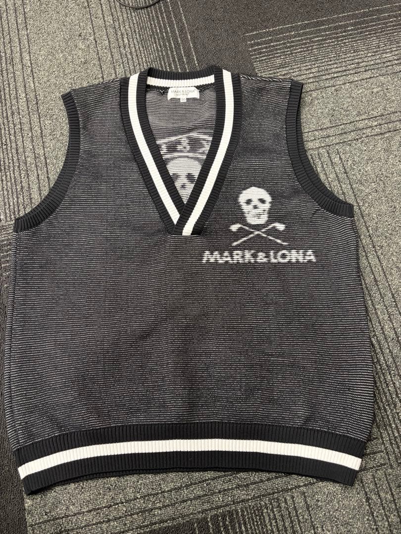 MARK & LONA スカルデザイン ベスト サイズ50 MARK&LONA(マークアンドロナ) ベスト サイズL レディース 黒×ダーク