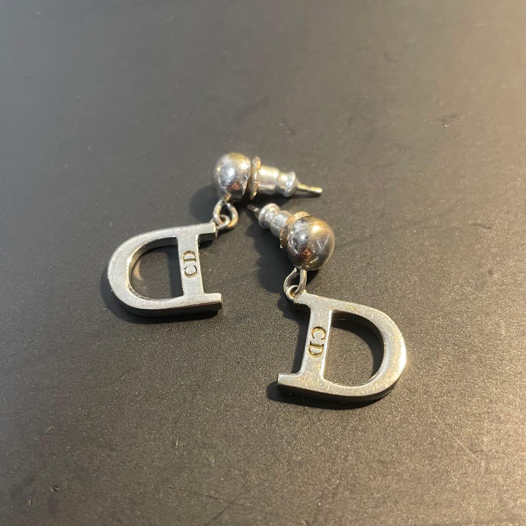 Christian Dior / ディオール ピアス 国内即発 Dior ディオール PETIT CD ピアス メタル クリスタル (Dior