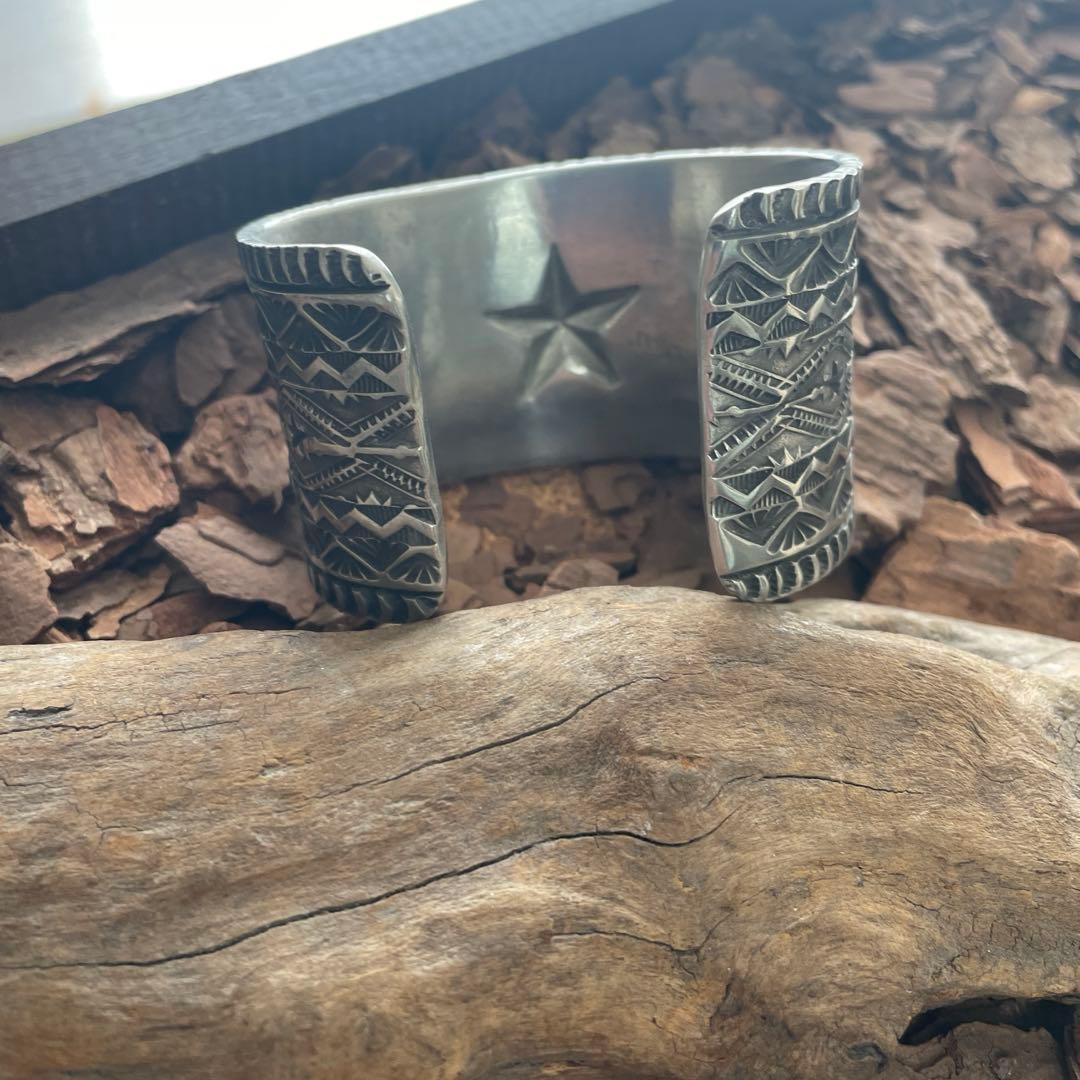 スターワイドバンプアウト 腕周り17.5cm