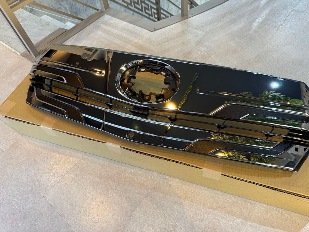 アルファード40系純正モデリスタフロントグリル - メルカリ