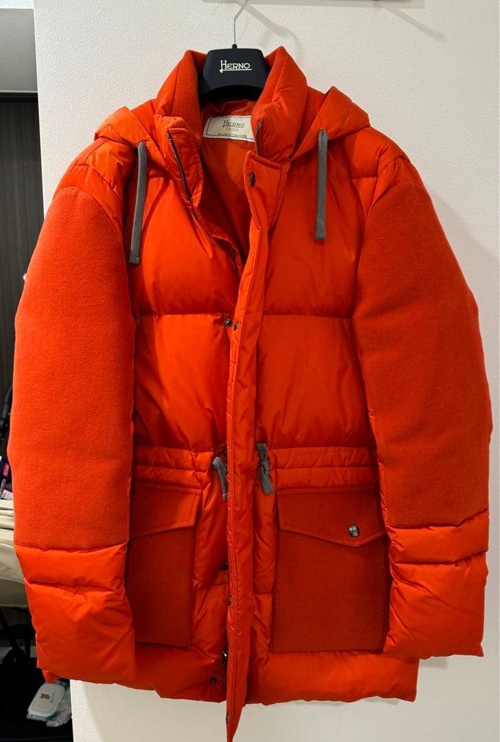 大幅値下げ‼️HERNO ダウンジャケット オレンジ 52 - メルカリ