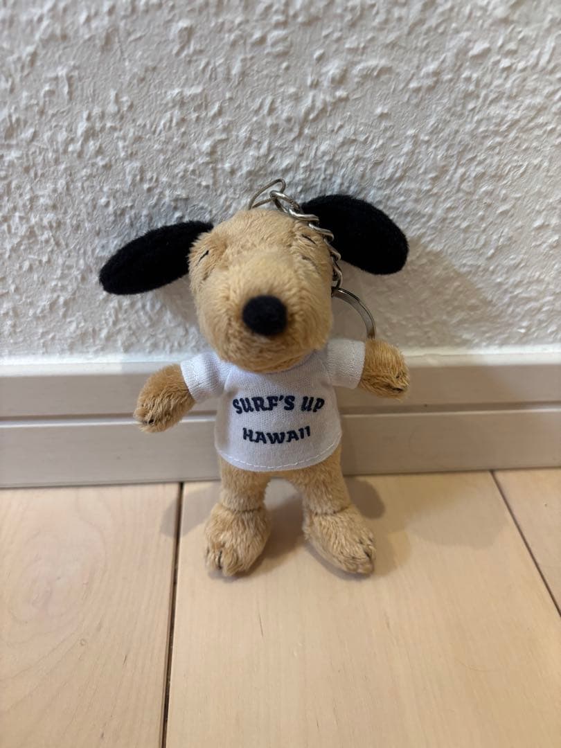 【希少】ハワイ限定　日焼けスヌーピー キーホルダー 日焼けスヌーピー SURF'S UP PEANUTS ハワイ限定 マスコット キー