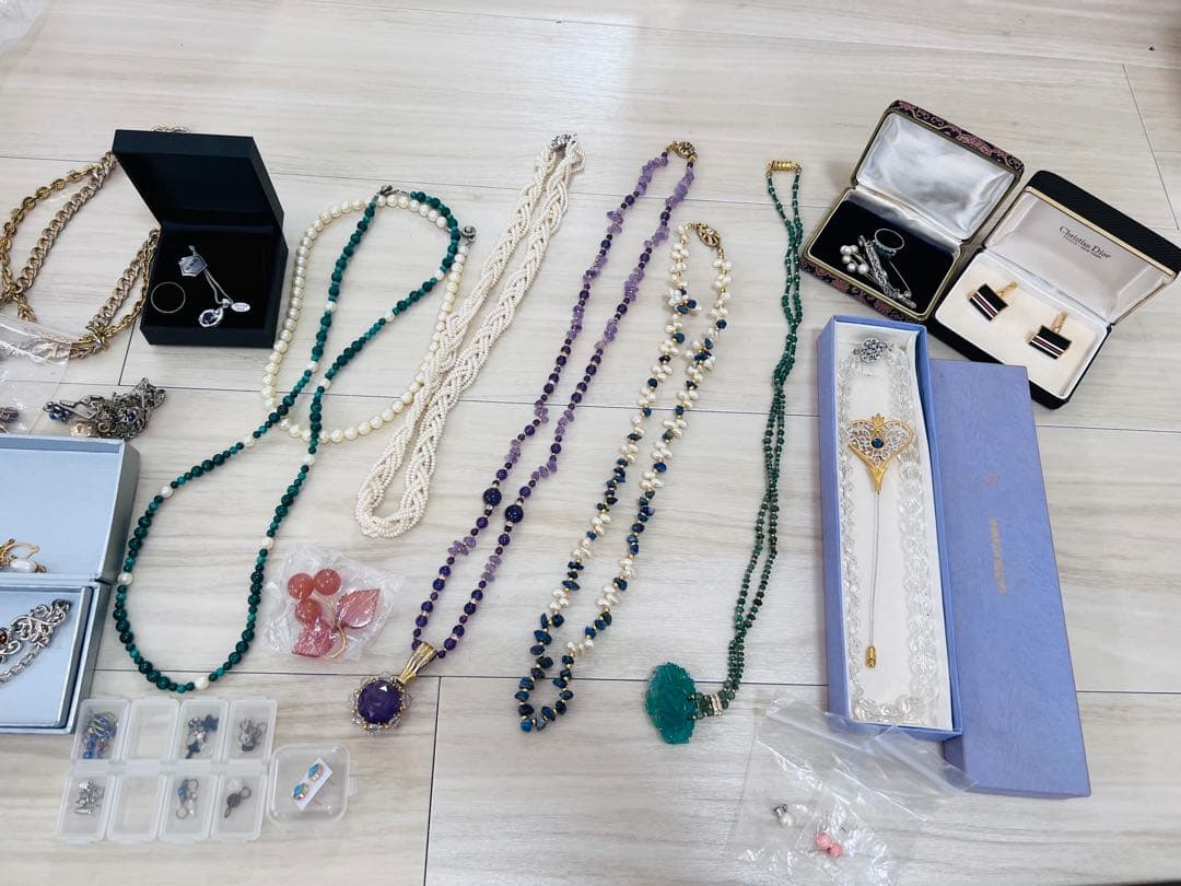 ★★遺品整理　生前整理 アクセサリーまとめ！！ ネックレス、天然石、パール他★ 遺品整理 生前整理アクセサリーまとめ売り ネックレス リング - メルカリ