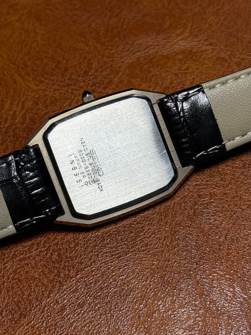 A118 希少 稼動品 SEIKO DOLCE レクタンギュラー80年代 - メルカリ