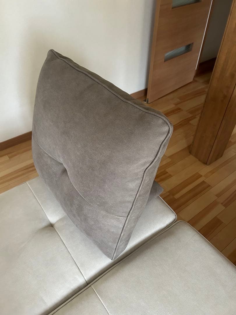 アルフレード 背当てクッション 座椅子 ヨーロピアングレー レザーテックス 楽天市場】【公式】置き型クッション 背クッション 独立型 クッション