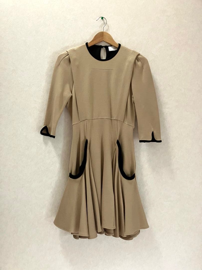 mame kurogouchi マメクロゴウチ マメ ベージュ ミニ ワンピース