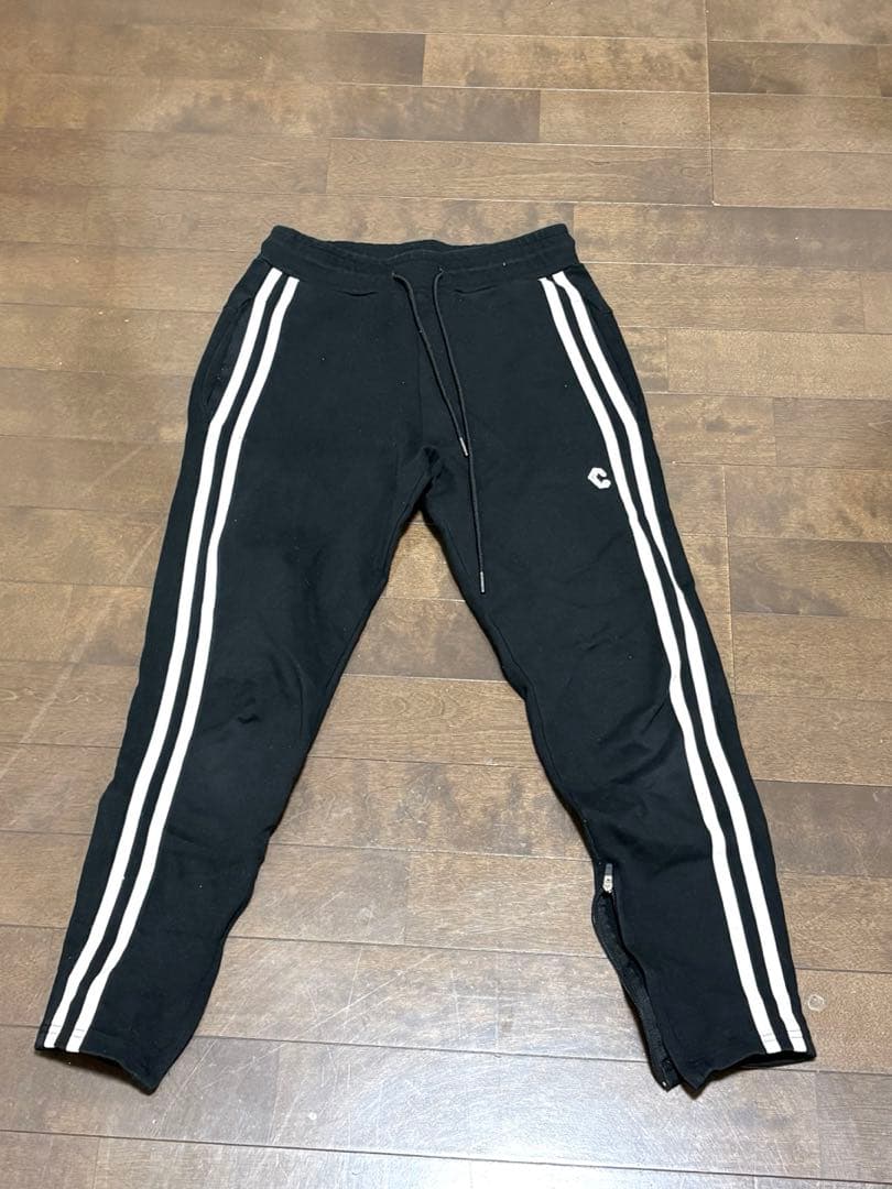 CRONOS ブラック サイドストライプ ジョガーパンツ - メルカリ