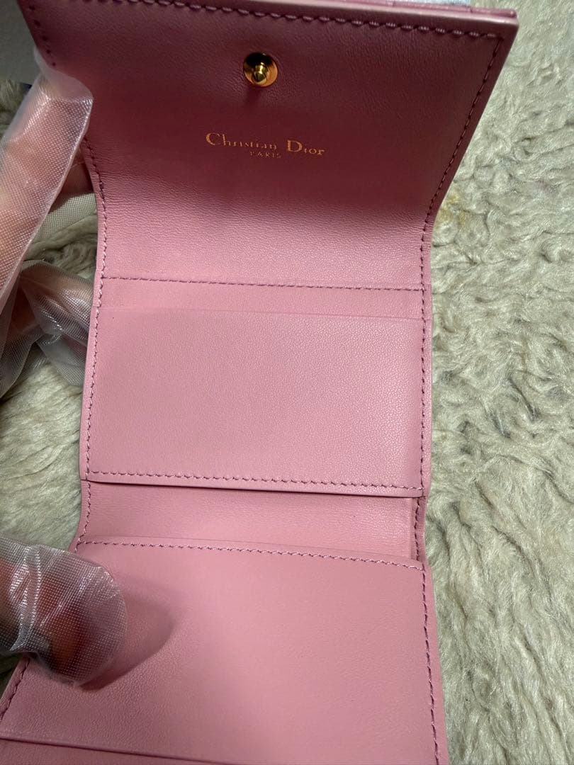 ディオール三つ折り財布ハイビスカスウォレットカナージュ ハート