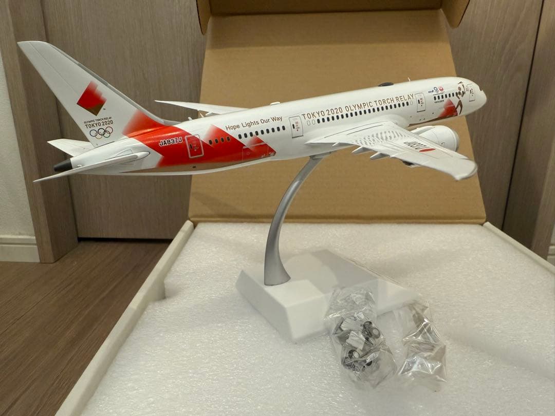 あ*ゆ様 B787-8 TOKYO 2020 JA837J 1/200 JC W