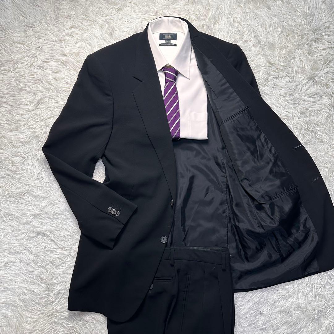未使用級 ジョージオアルマーニ セットアップ 黒 総裏 大きいサイズ 50 EMPORIO ARMANI エンポリオ アルマーニ メンズ セットアップ