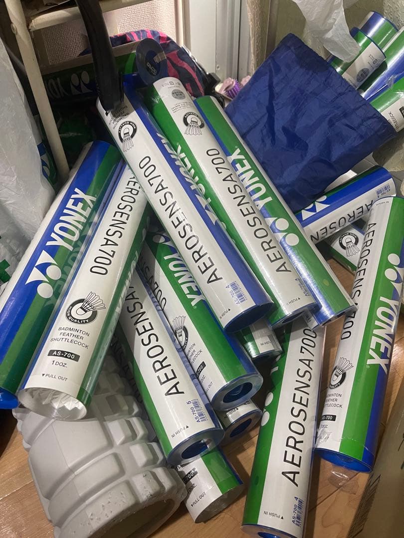 コーチ練用 バドミントンシャトル(中古) エアロセンサ700 - メルカリ